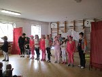 Divadlo Tři prasátka 1.B 2015/16