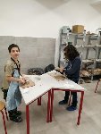 Keramická dílna - výroba kachlí ke Dni matek 5.A 2021/22
