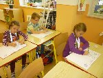 Při hodině psaní 1.B 2014/15