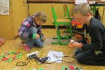 Výroba adventních věnců 2.A 2013/14